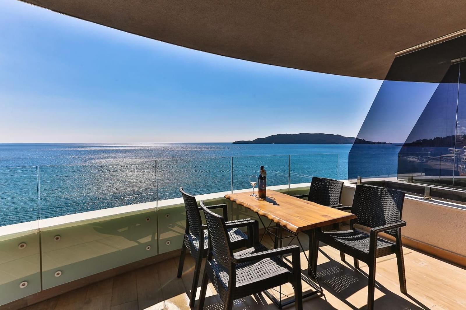 Maresia Boutique Suites Budva Eksteriør bilde
