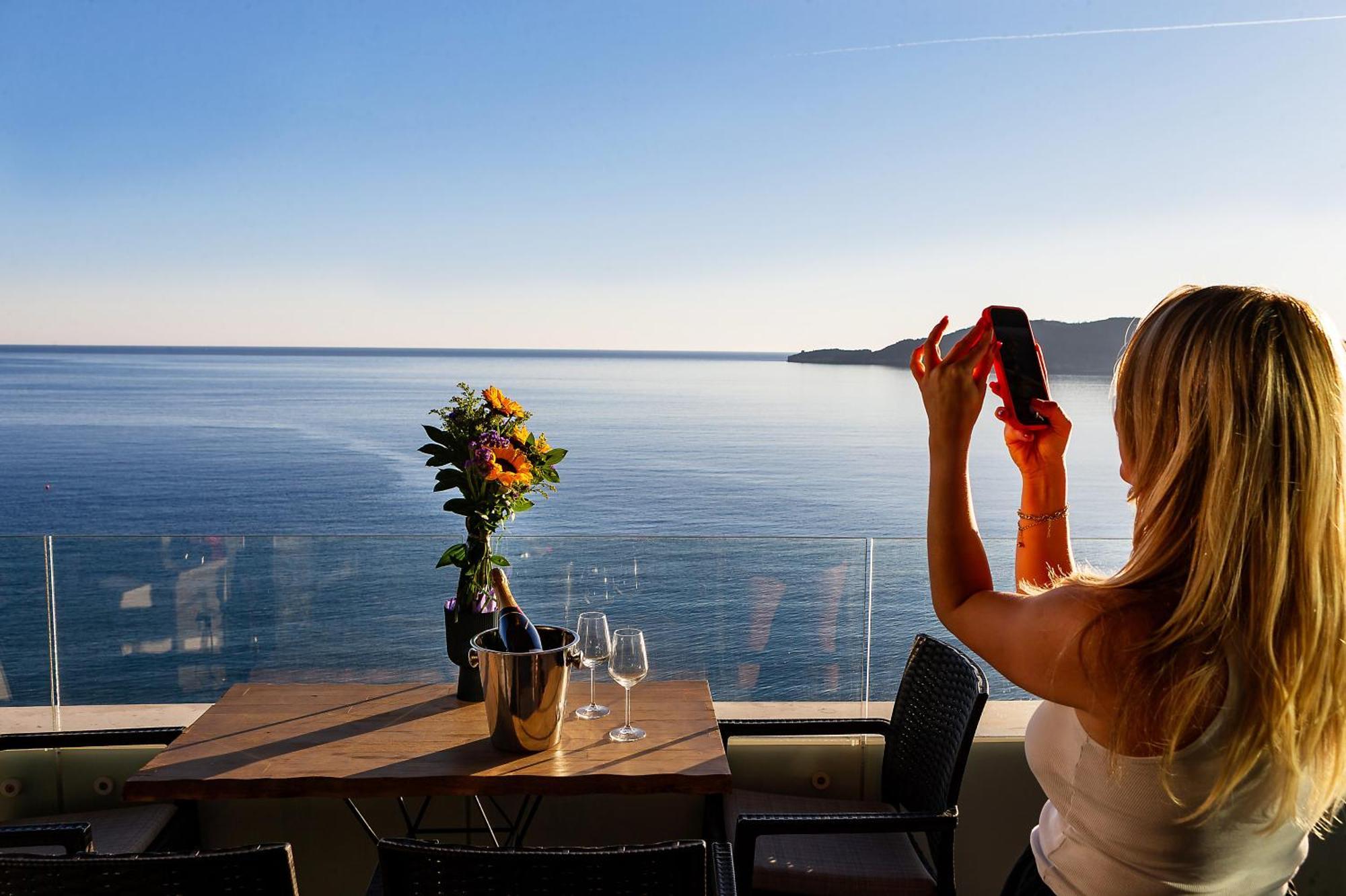 Maresia Boutique Suites Budva Eksteriør bilde